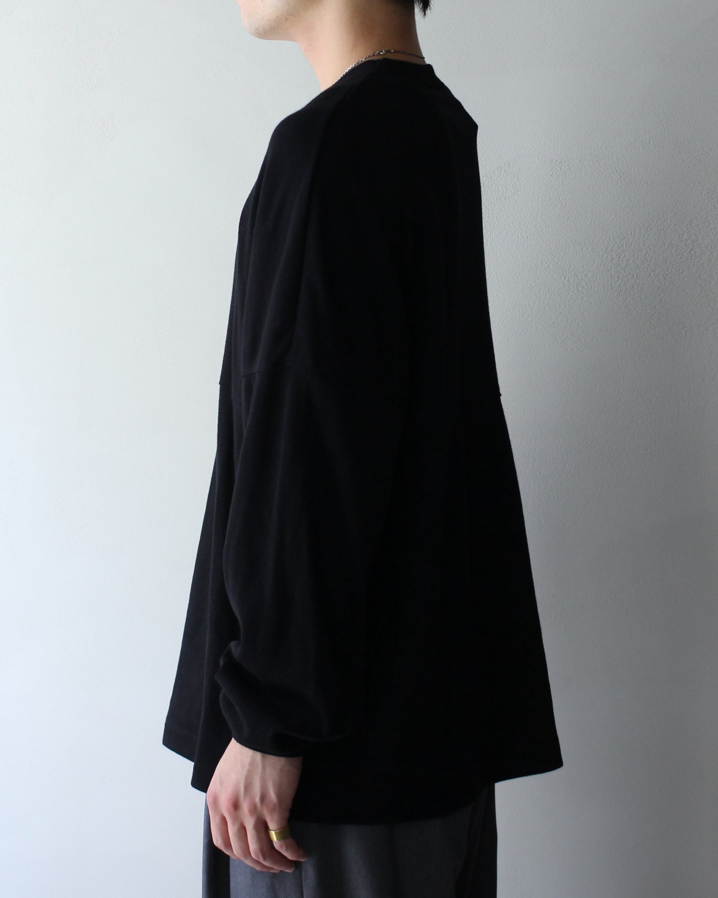 ULTERIOR / C/CASH HONEYCOMB FOOTBALL TEE"BLACK"