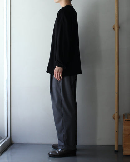 ULTERIOR / C/CASH HONEYCOMB HENLEY-NECK TOP "BLACK"