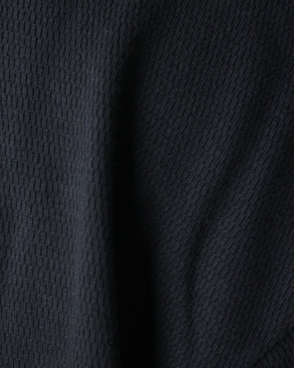 ULTERIOR / C/CASH HONEYCOMB HENLEY-NECK TOP "BLACK"