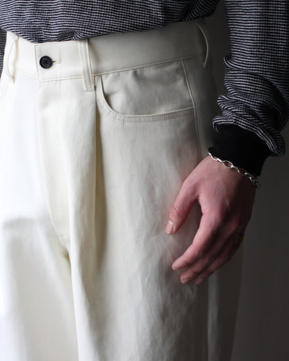 ssstein/DOUBLE WEAVE COTTON ONE TUCK WIDE PANTS "CREAM"