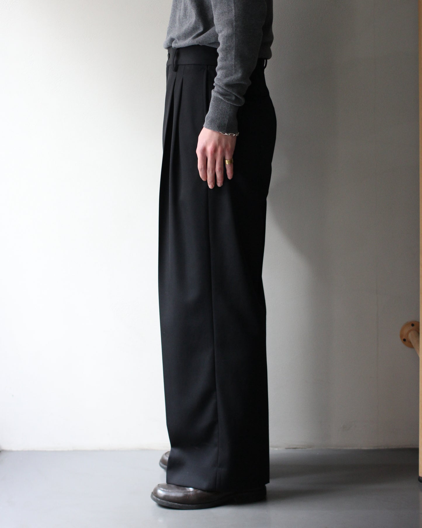 ssstein/LONG WIDE TROUSERS "BLACK"