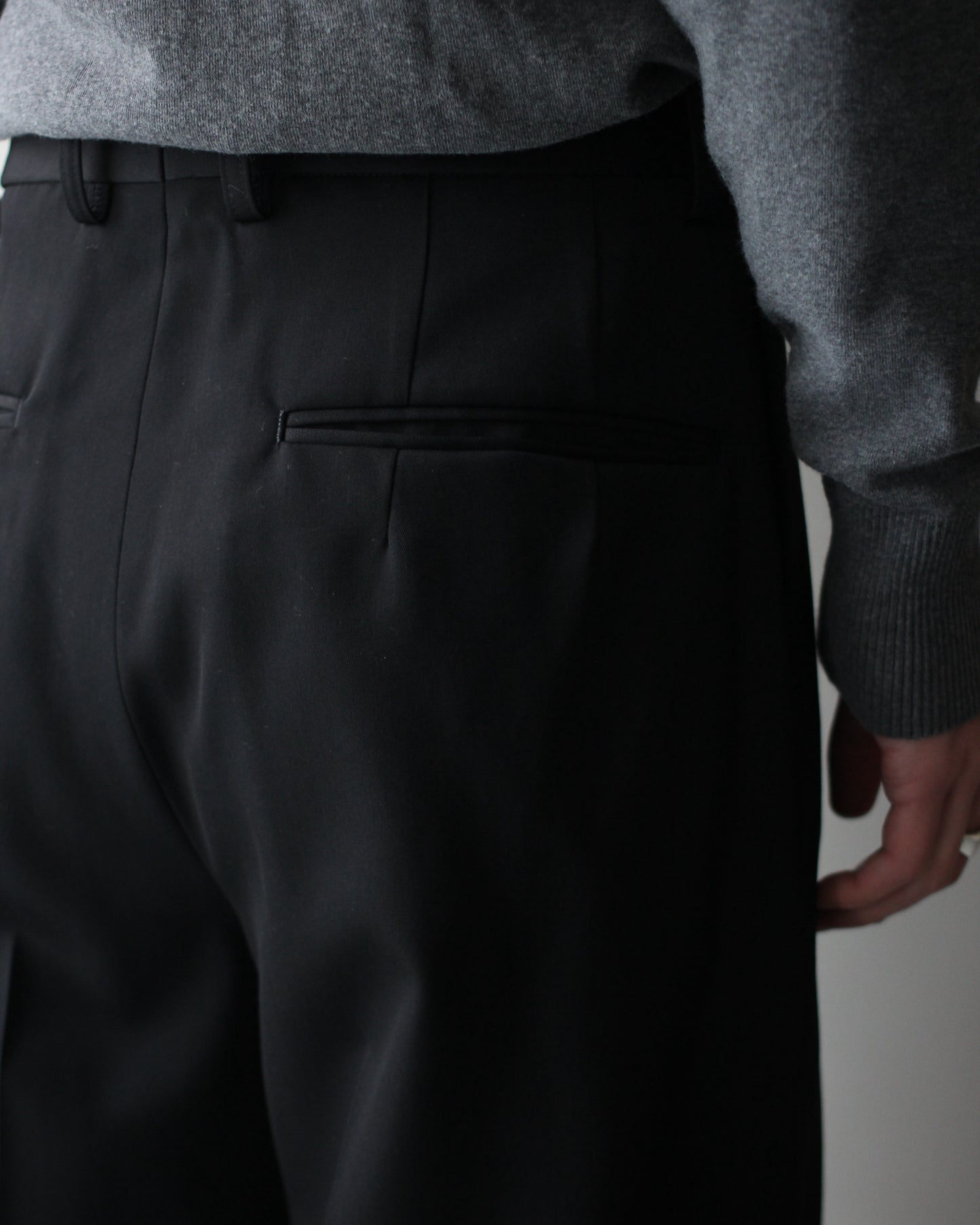ssstein/LONG WIDE TROUSERS "BLACK"