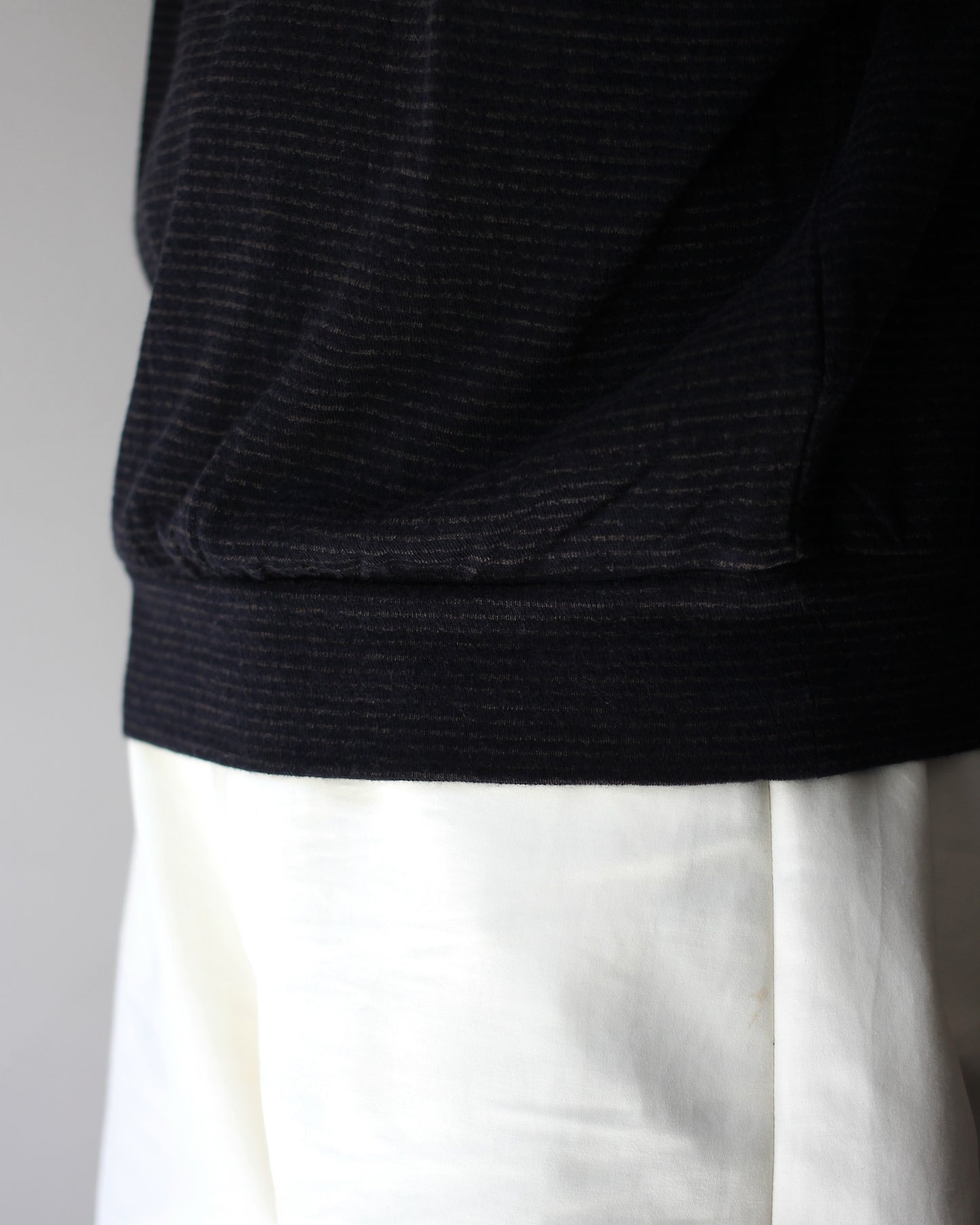 ULTERIOR/SUPER FINE WOOL COTTON TURTLE-NECK TOP (BORDER STRIPE ) "BROWN×BLACK"