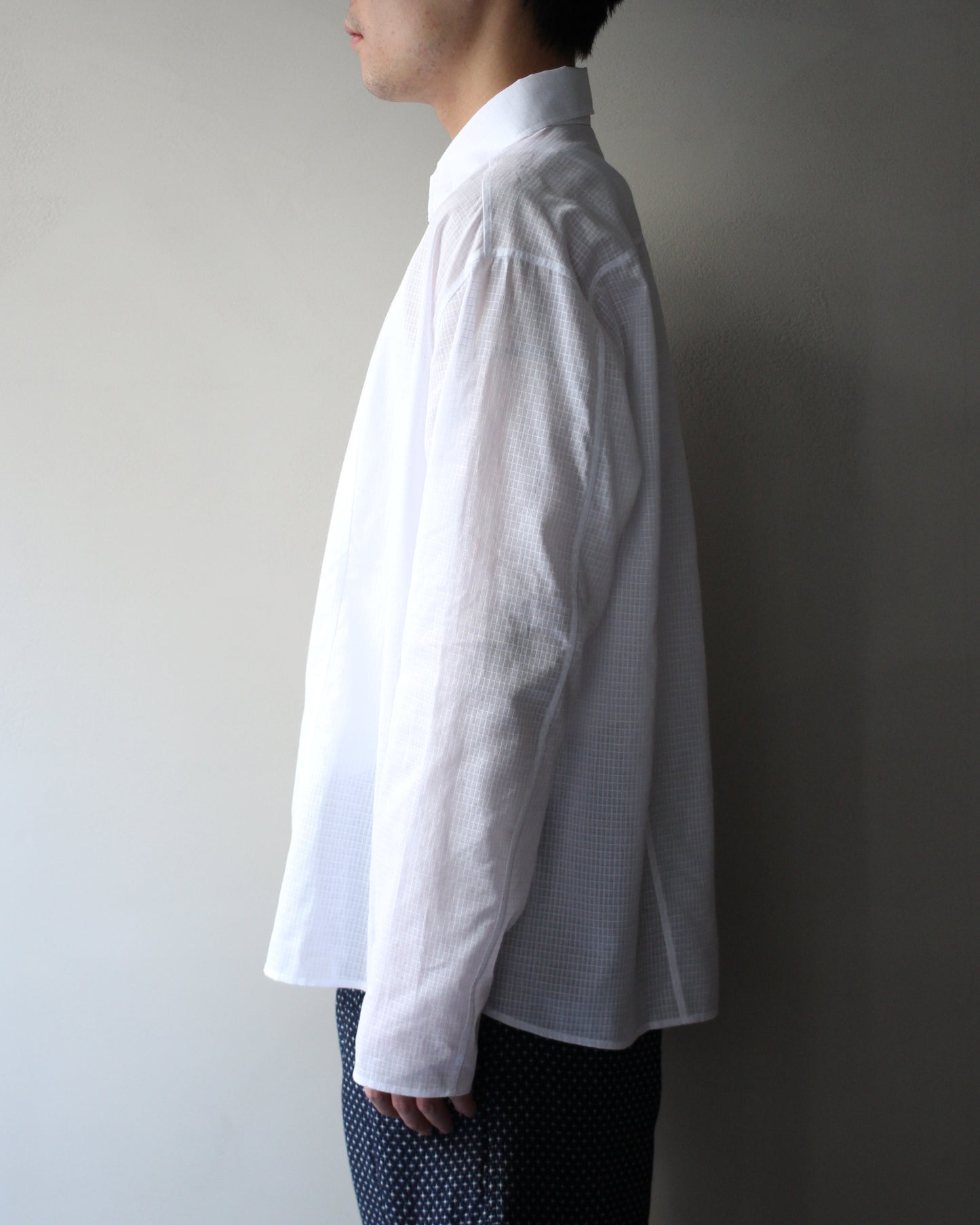 RIKU UMEHARA/FLOWER VASE SHIRT