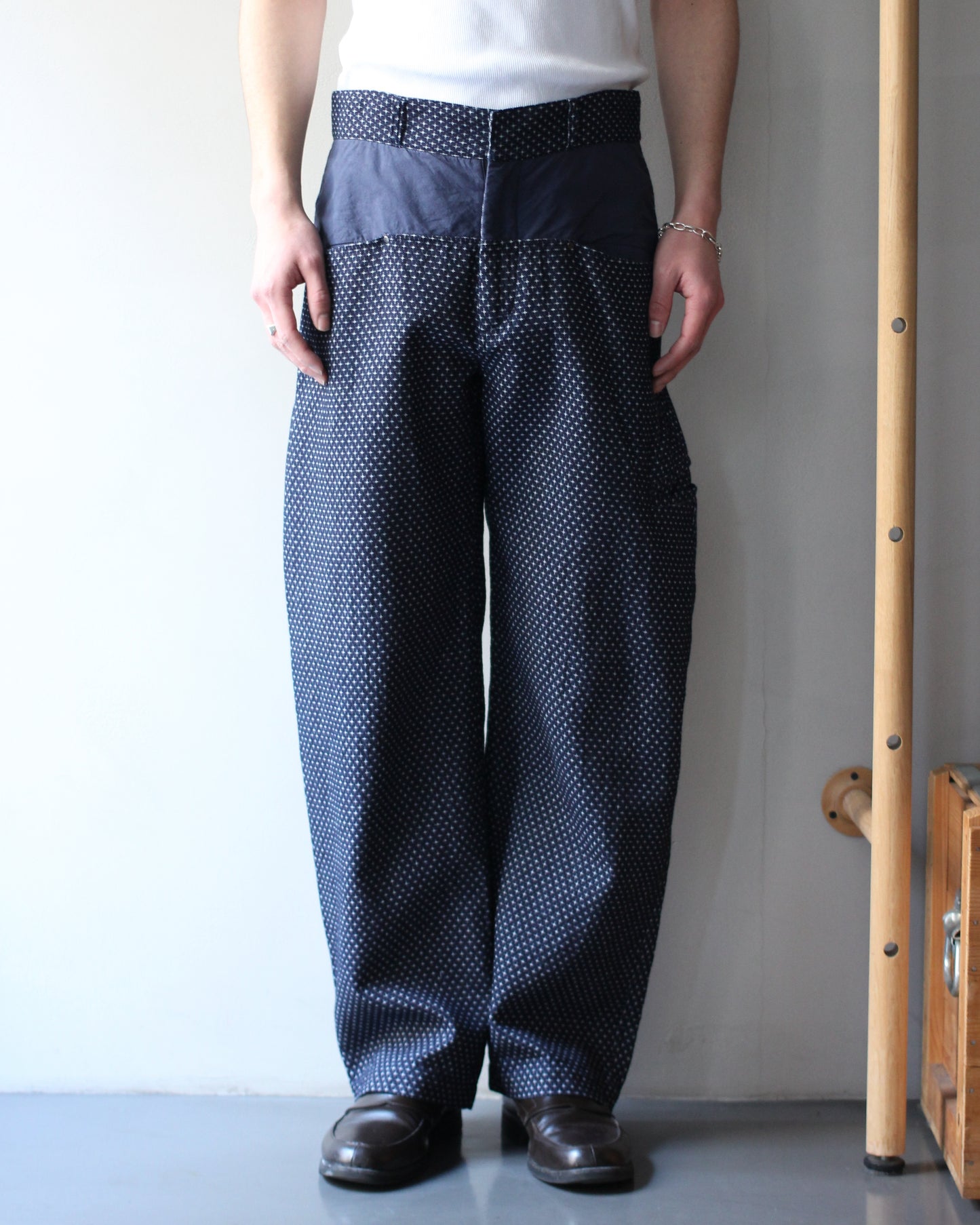 RIKU UMEHARA/FLOWER VASE PANTS "NAVY"