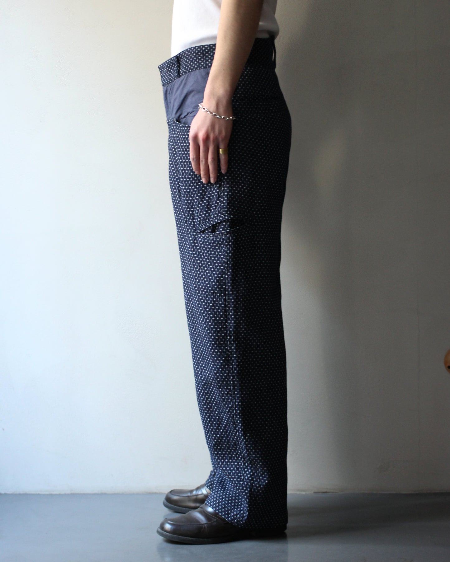 RIKU UMEHARA/FLOWER VASE PANTS "NAVY"