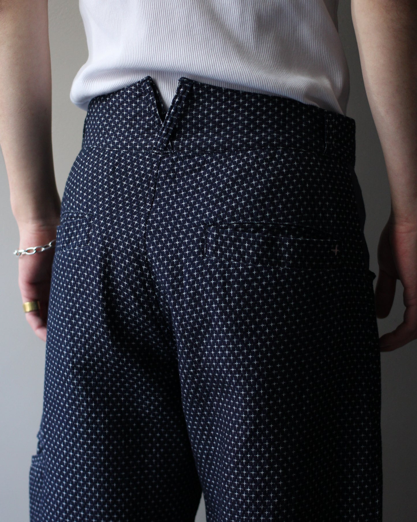 RIKU UMEHARA/FLOWER VASE PANTS "NAVY"