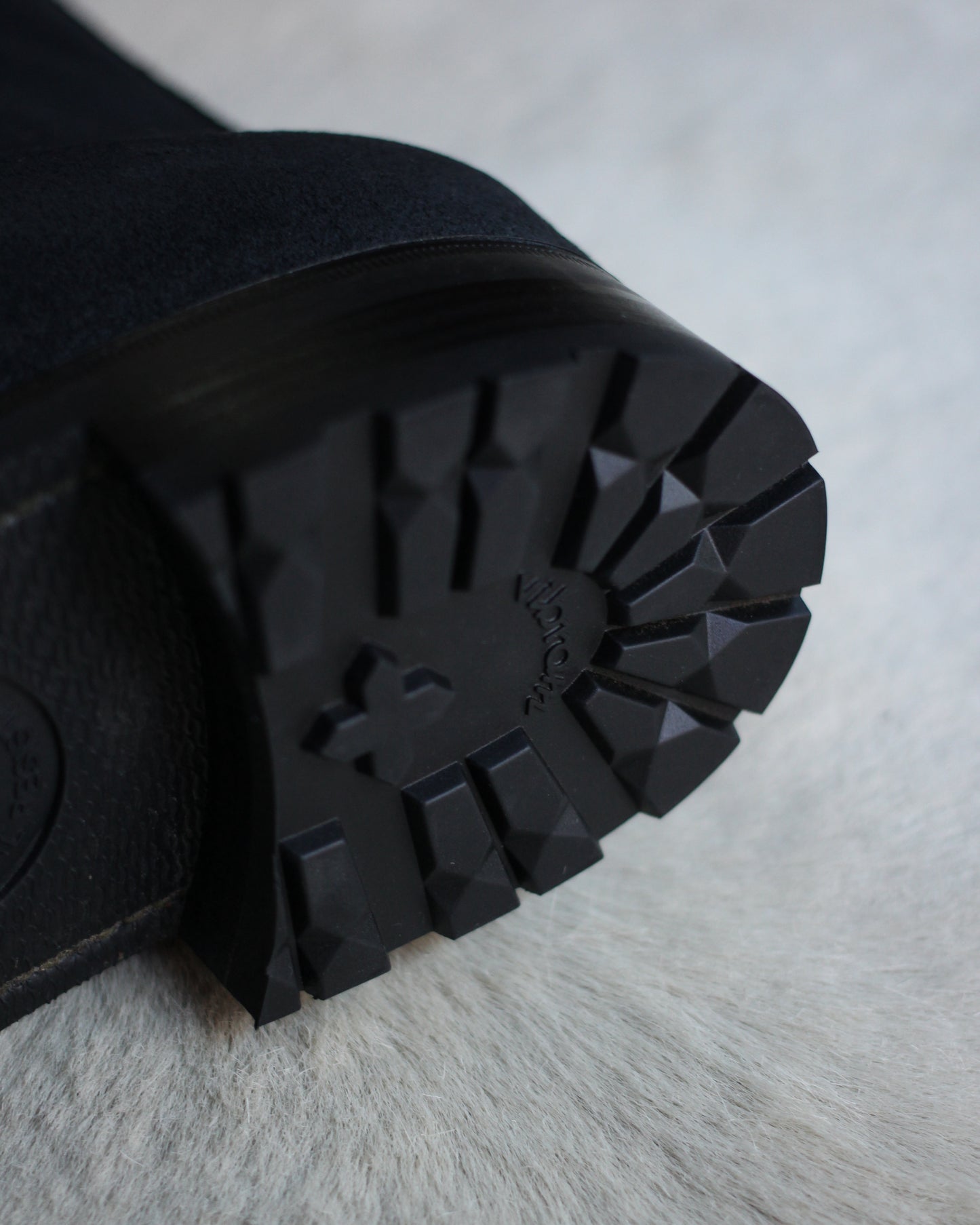 forme/fm-141 Front "Waxy#Black"