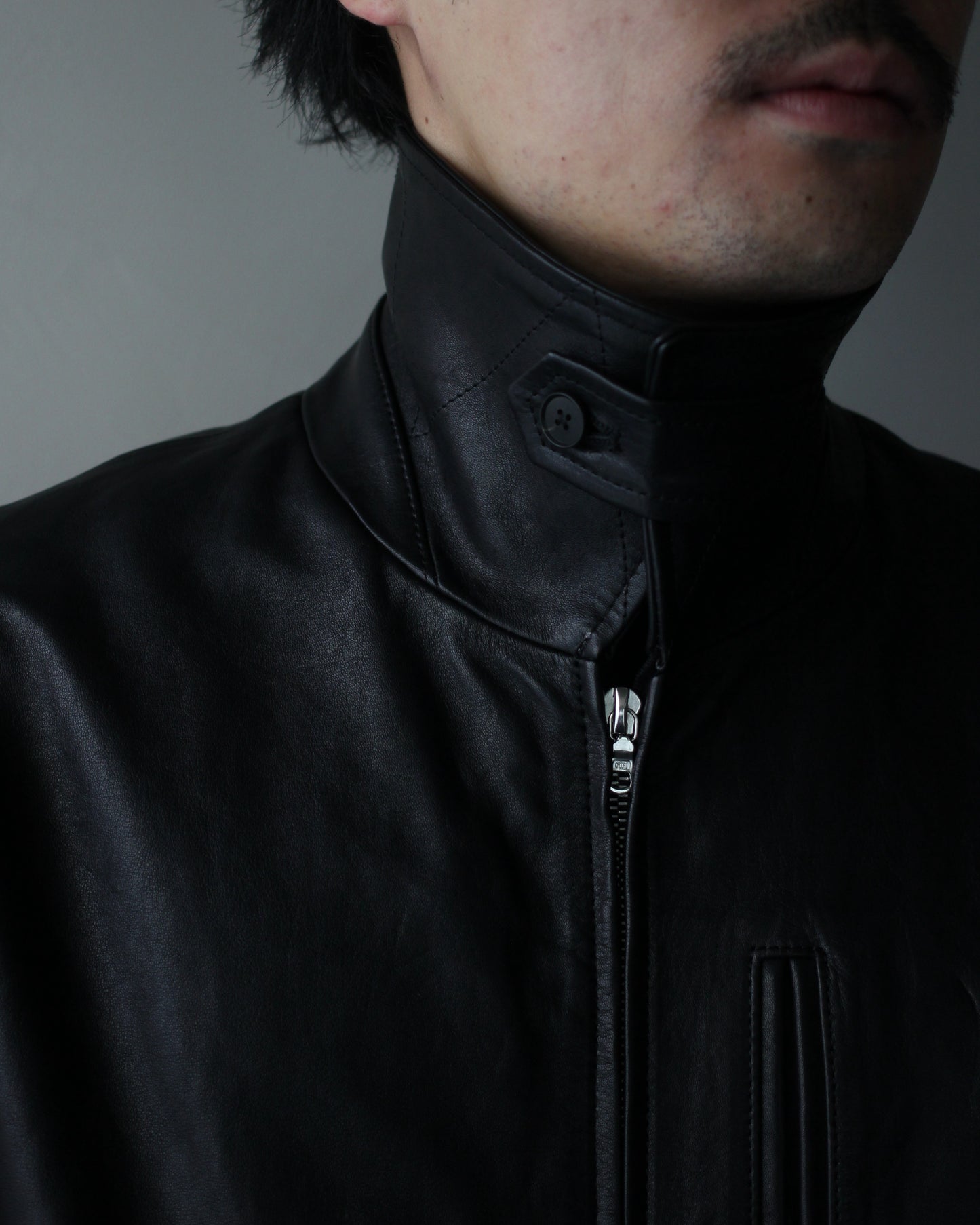 ssstein/CALF ZIP SHORT JACKET "BLACK"