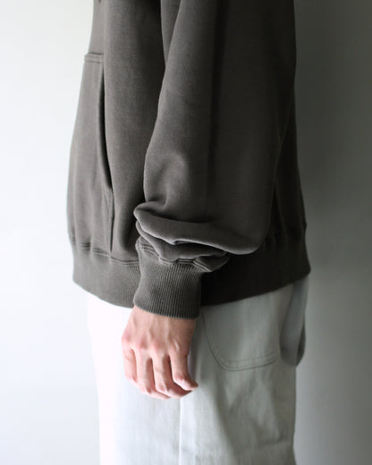 MATSUFUJI/BEADS EMBROIDERY SWEAT SHIRT "TAUPE"