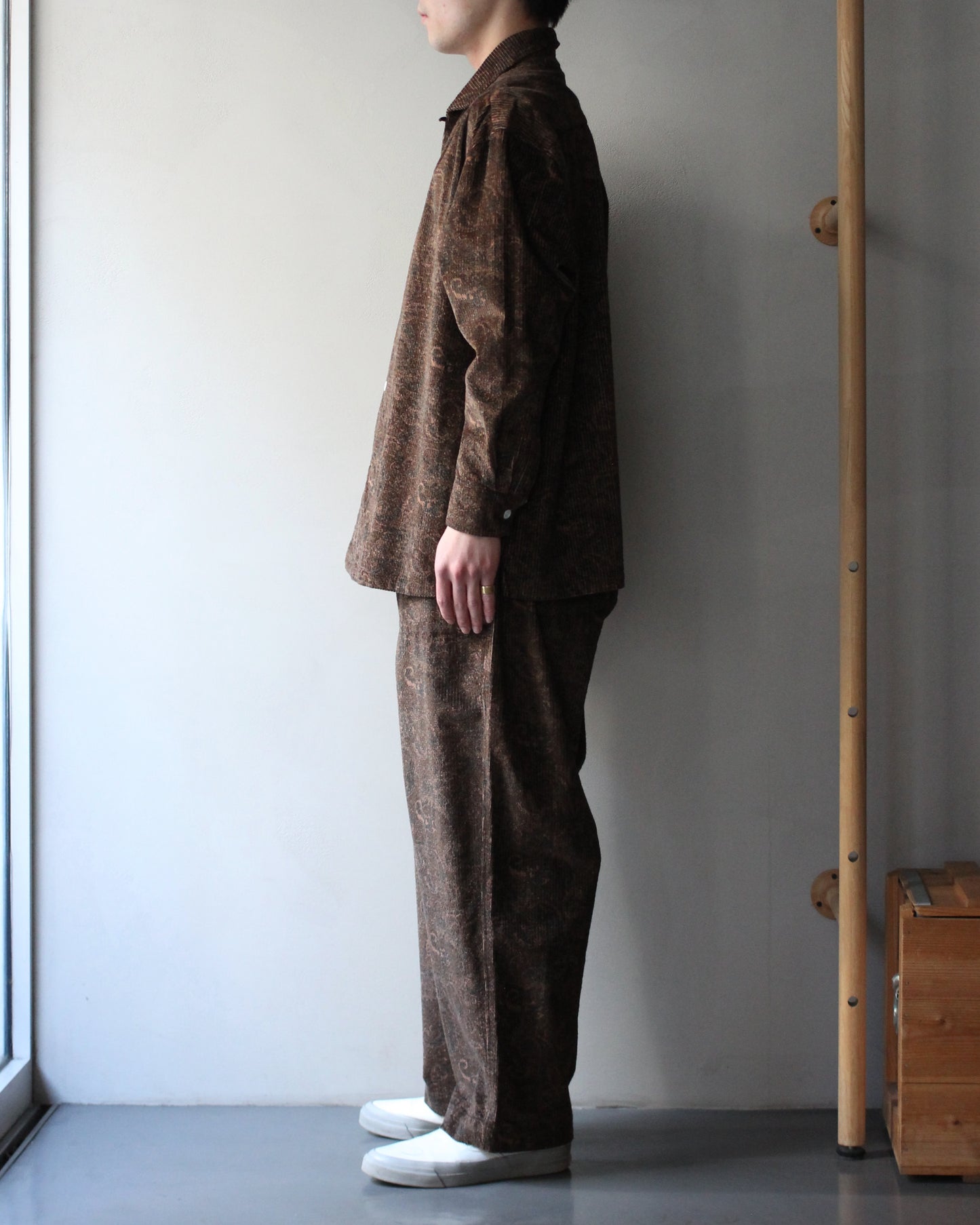 SOWBOW(蒼氓)/ONE PIECE COLLAR SHIRT（ワンピースカラーシャツ）PAISLEY CORD "BROWN"