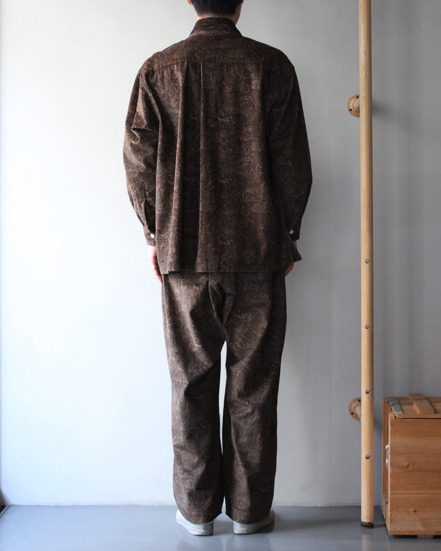 SOWBOW(蒼氓)/ONE PIECE COLLAR SHIRT（ワンピースカラーシャツ）PAISLEY CORD "BROWN"