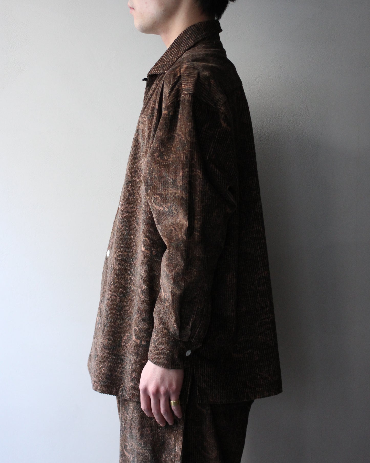 SOWBOW(蒼氓)/ONE PIECE COLLAR SHIRT（ワンピースカラーシャツ）PAISLEY CORD "BROWN"