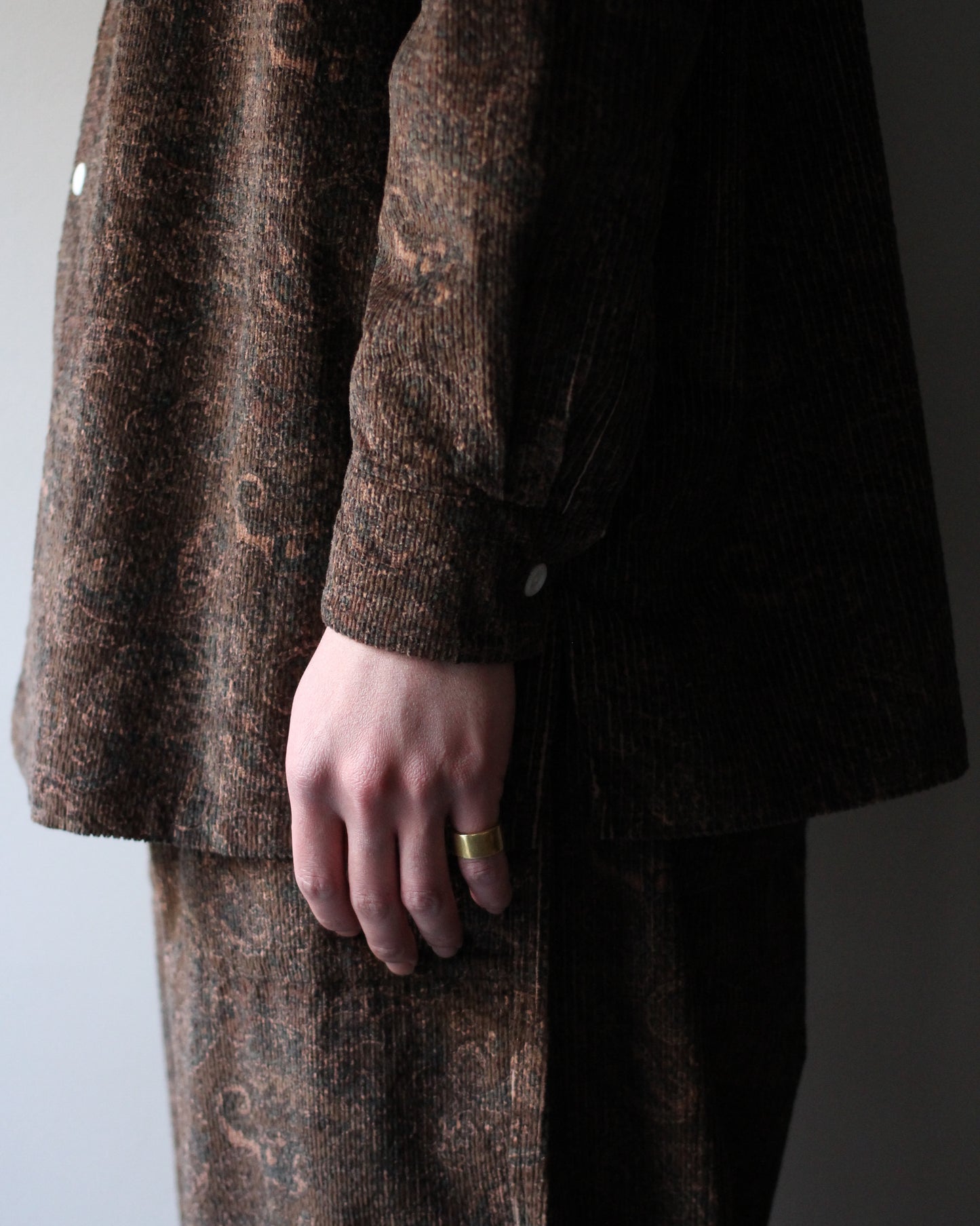 SOWBOW(蒼氓)/ONE PIECE COLLAR SHIRT（ワンピースカラーシャツ）PAISLEY CORD "BROWN"