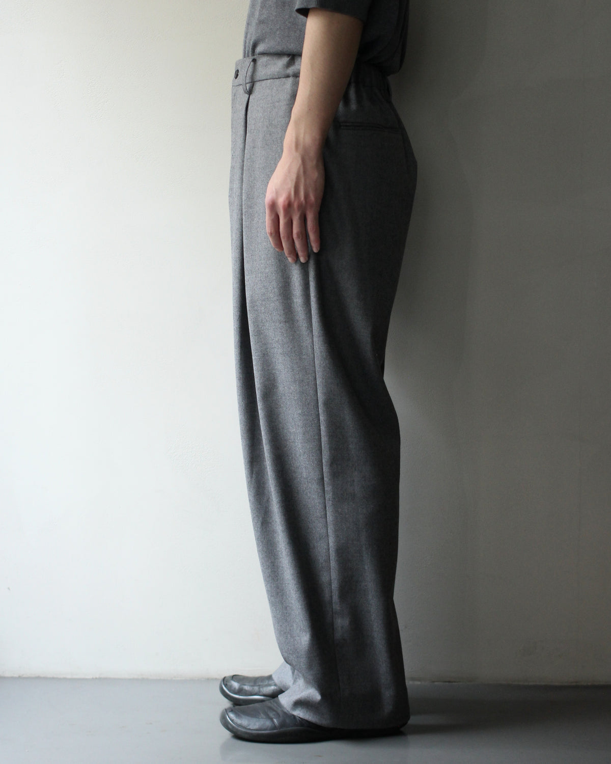 ssstein/WOOL FLANNEL EASY WIDE TROUSERS "GREY"