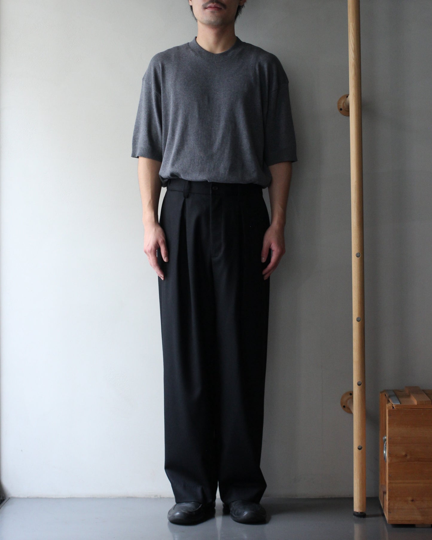 ssstein/WOOL FLANNEL EASY WIDE TROUSERS "BLACK"