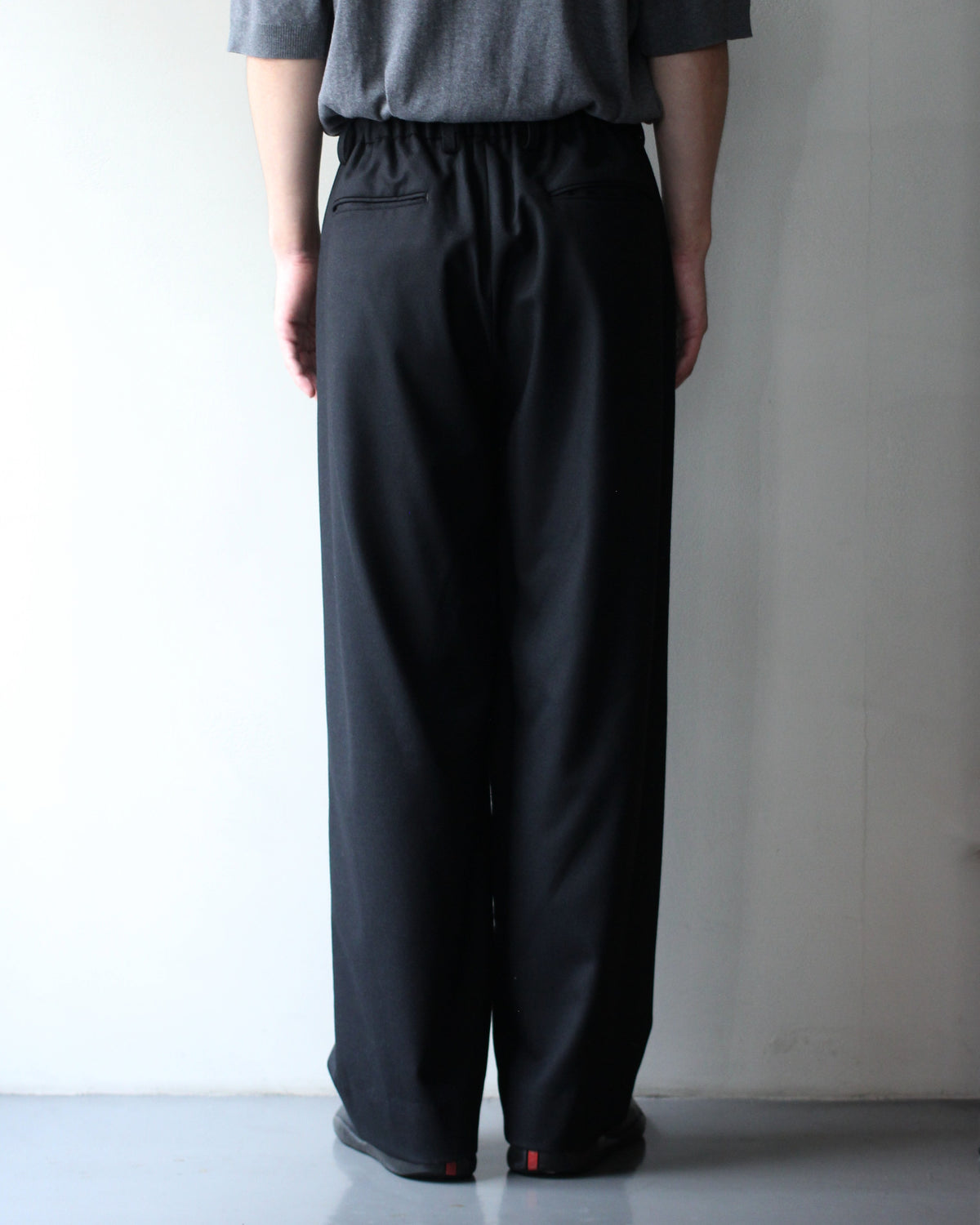 ssstein/WOOL FLANNEL EASY WIDE TROUSERS "BLACK"