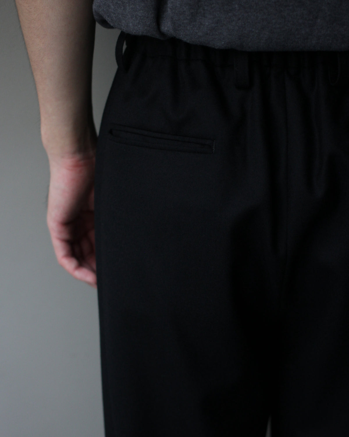 ssstein/WOOL FLANNEL EASY WIDE TROUSERS "BLACK"