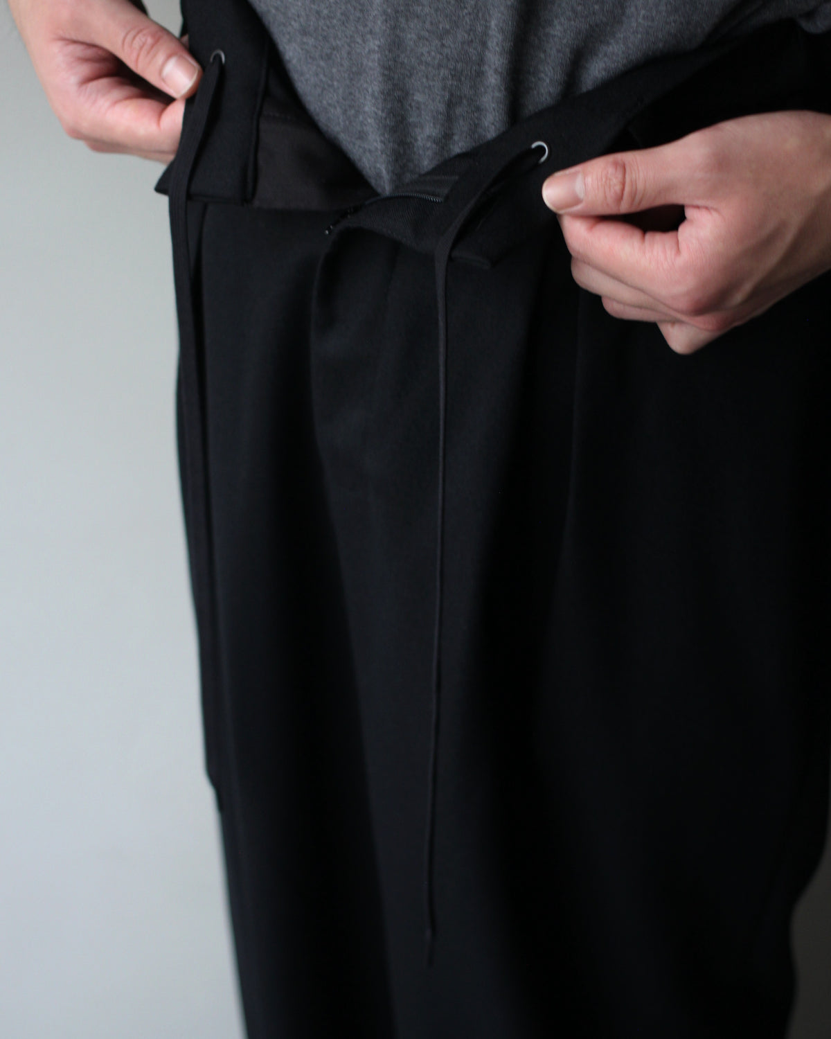 ssstein/WOOL FLANNEL EASY WIDE TROUSERS "BLACK"