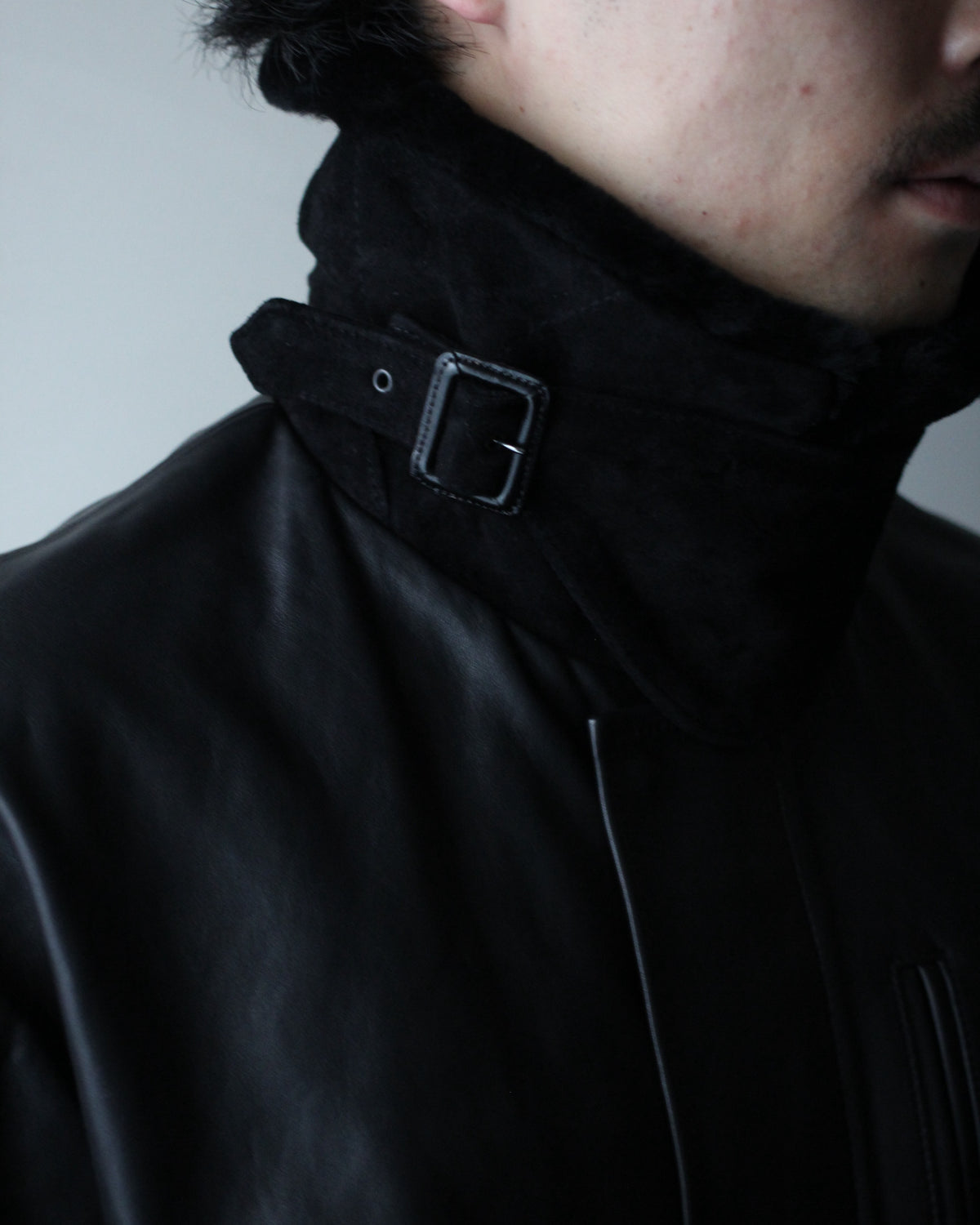 ssstein/MOUTON COLLAR CALF ZIP JACKET "BLACK"