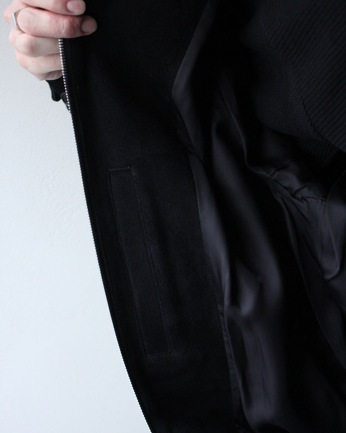 ssstein/GOAT SUEDE ZIP JACKET "BLACK"