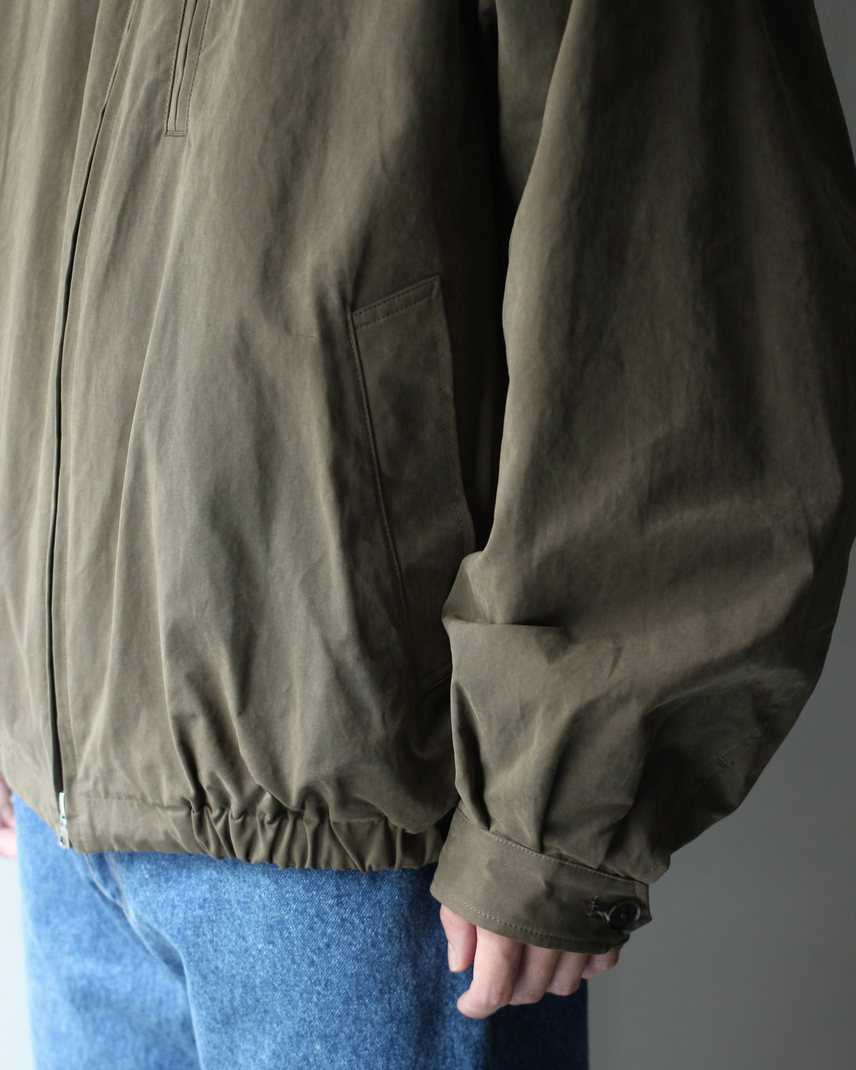 ssstein/DETATCHABLE COLLAR RESIN-FINISH COTTON JACKET  "KHAKI"