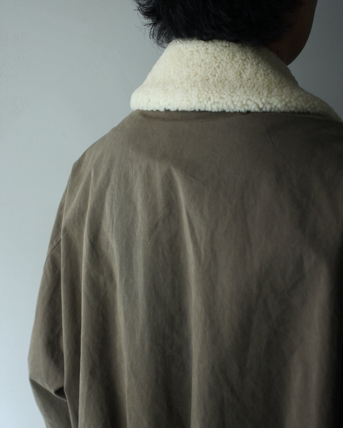ssstein/DETATCHABLE COLLAR RESIN-FINISH COTTON JACKET  "KHAKI"