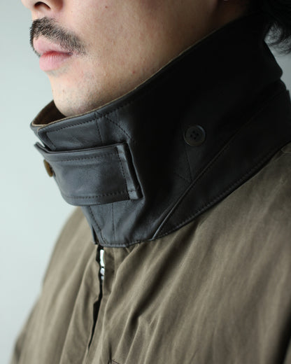 ssstein/DETATCHABLE COLLAR RESIN-FINISH COTTON JACKET  "KHAKI"