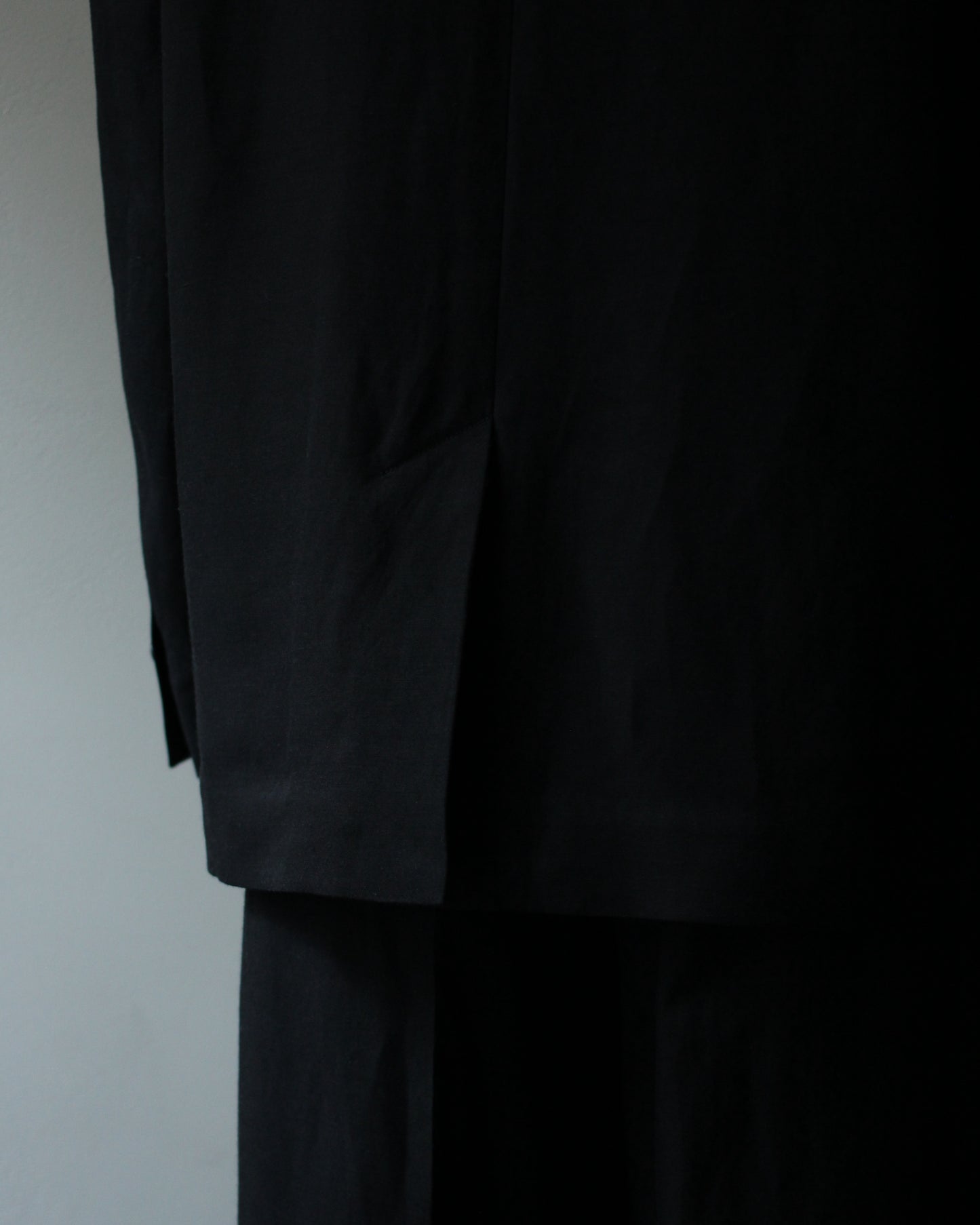 ssstein/VIS/LI/RA TWILL SINGLE BREASTED BLAZER "BLACK"