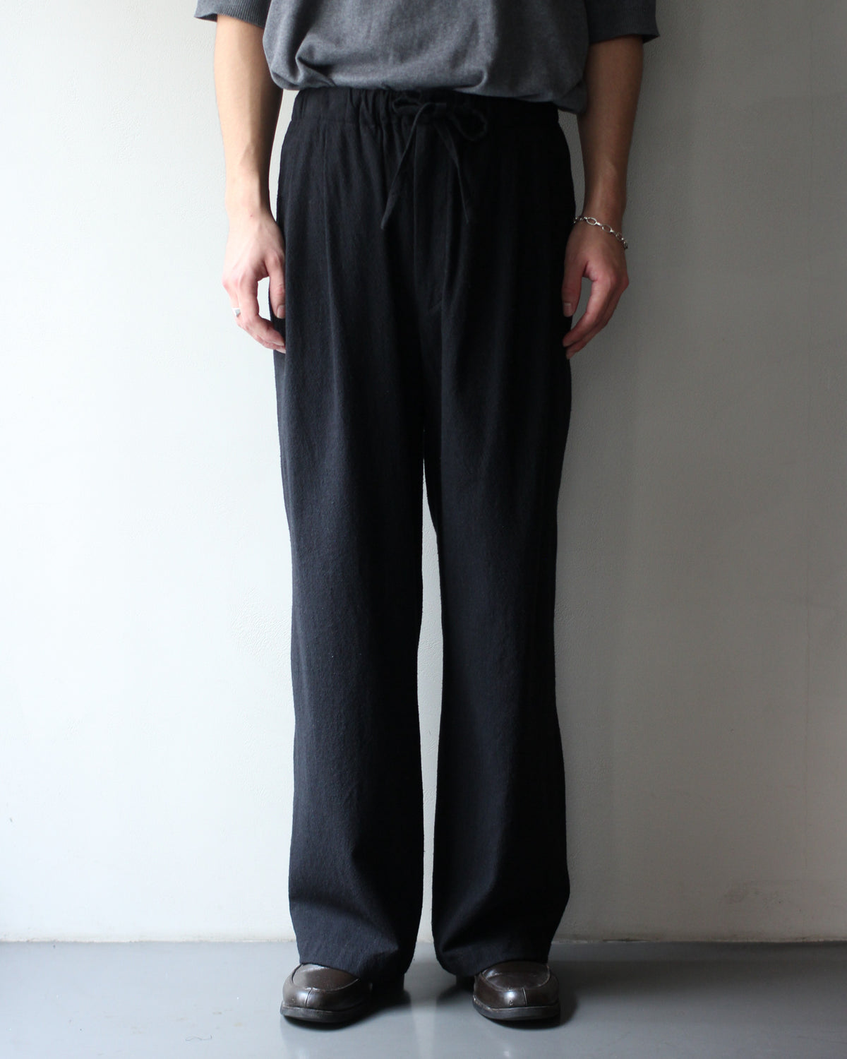 ULTERIOR/WASHED W/S STRIPE DRAWSTRING WIDE PANTS "BLACK"