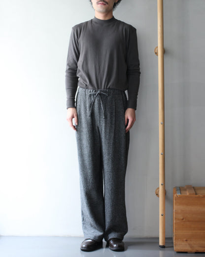 ULTERIOR/WOOL SILK CHECK DRAWSTRING PANTS "BLACK"