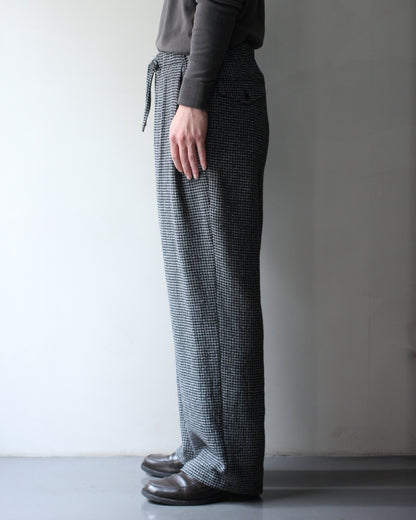 ULTERIOR/WOOL SILK CHECK DRAWSTRING PANTS "BLACK"