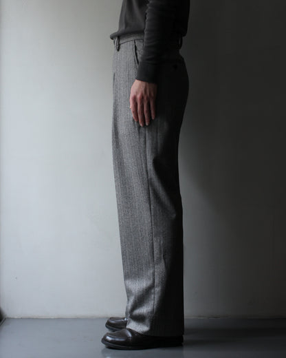ULTERIOR/W/S HERRINGBONE STRIPE TUCKED TROUSERS  "TAUPE GREY"