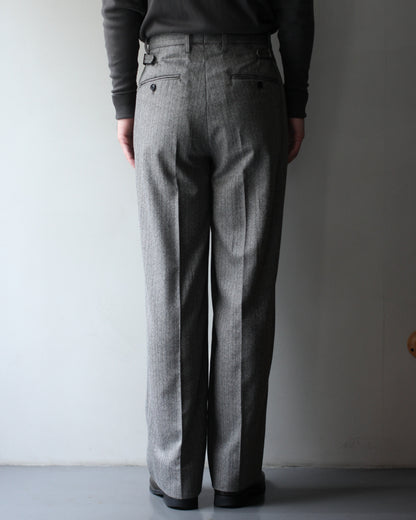 ULTERIOR/W/S HERRINGBONE STRIPE TUCKED TROUSERS  "TAUPE GREY"