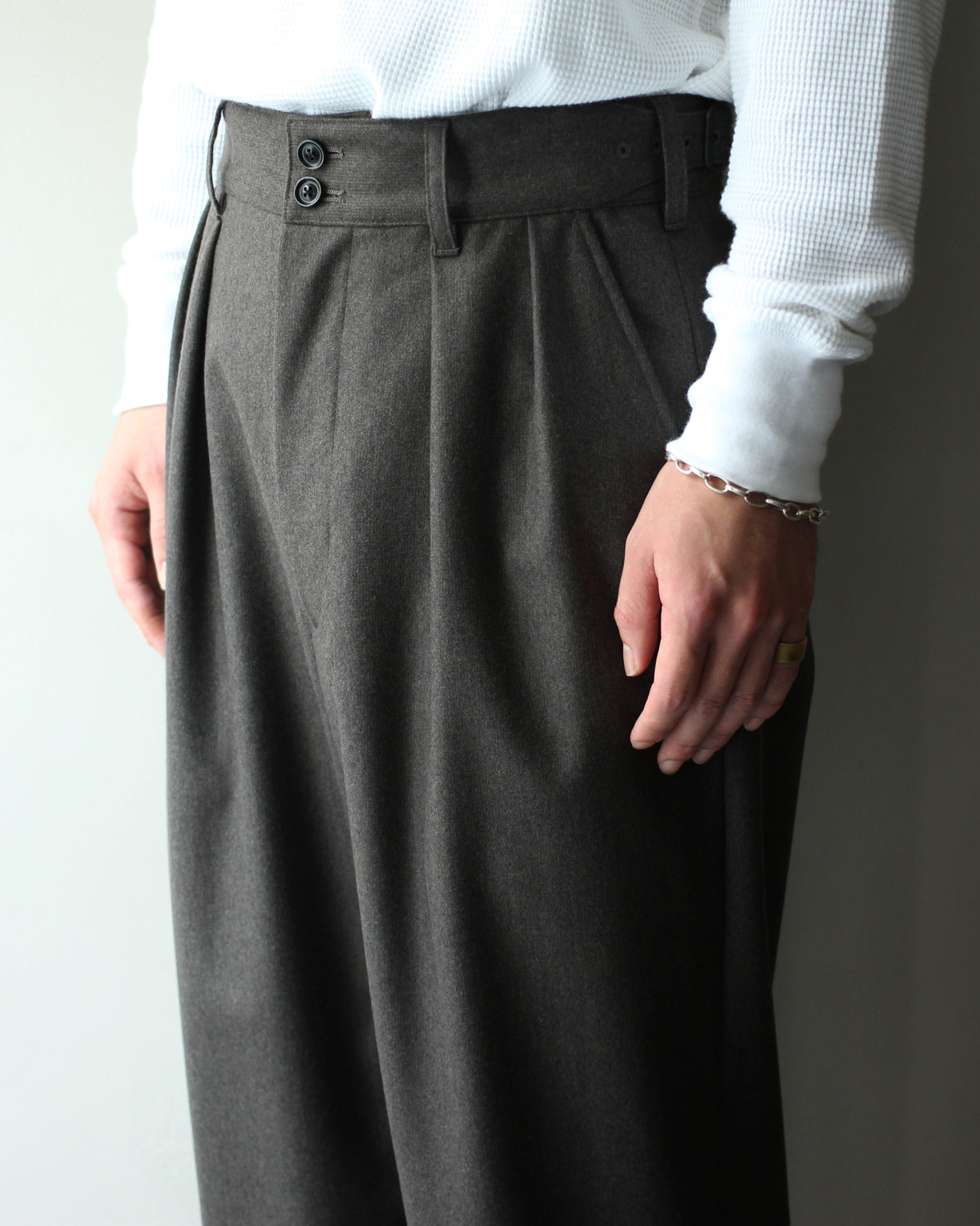 ULTERIOR/W/CASH PANAMA CLOTH MIL-TROUSERS "DUST GREY"