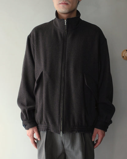 ULTERIOR/ WOOL SILK KERSEY ZIP UP JKT　”KHAKI BLACK″