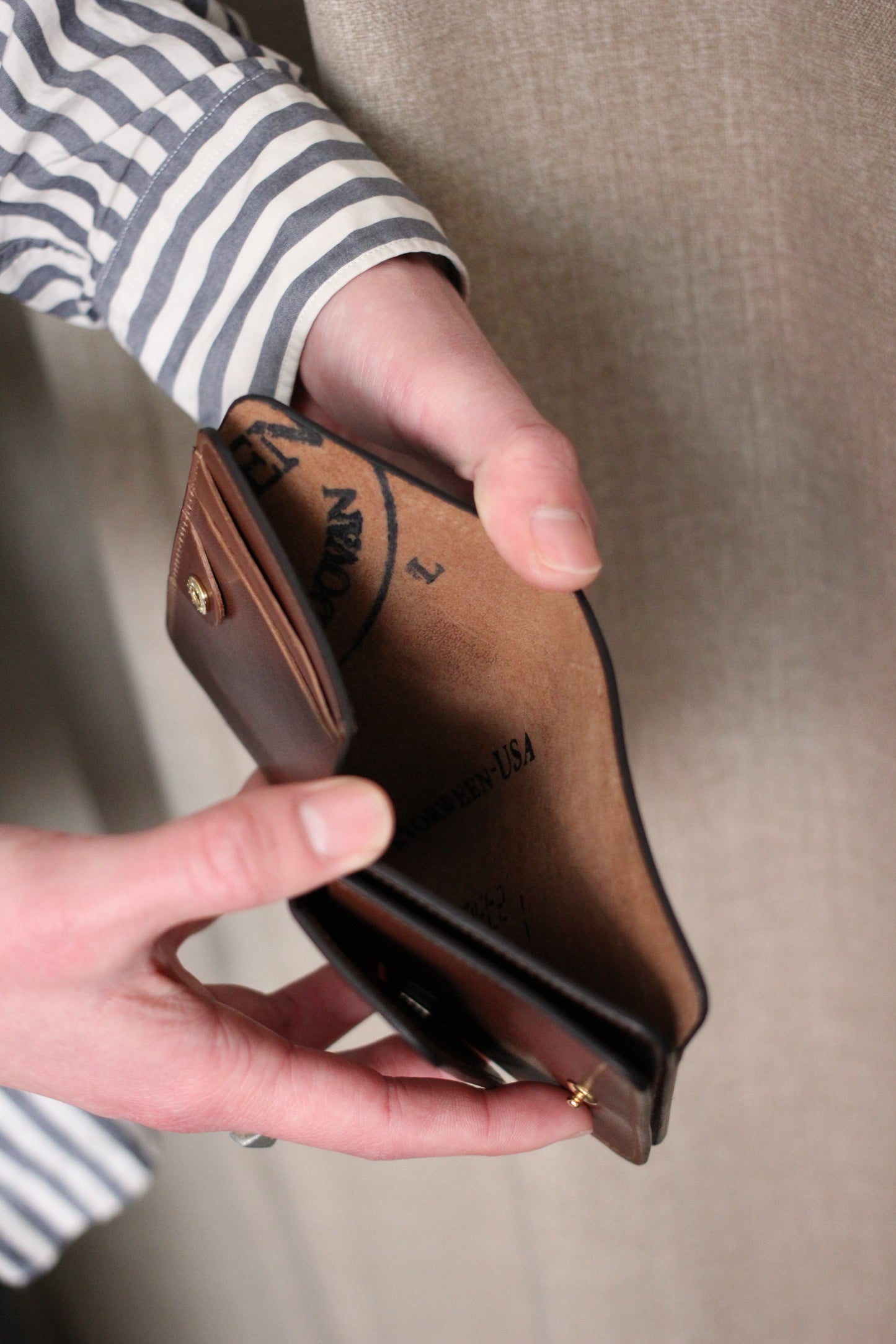 forme/Post wallet Cordovan×DOUBLE "Dark cognac×Brown"