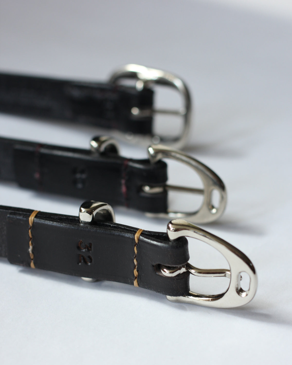HERALDIC BELTS / 3/4inch IMITATION STIRRUP "DARK HAVANA×L HAVANA THREAD"