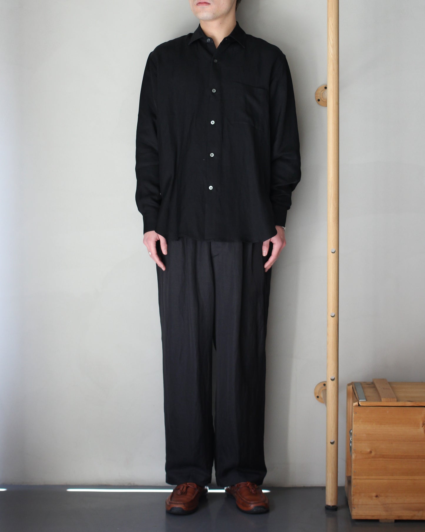 ssstein/VIS/LI BRIGHT TWILL OVERSIZED LS SHIRT "BLACK"