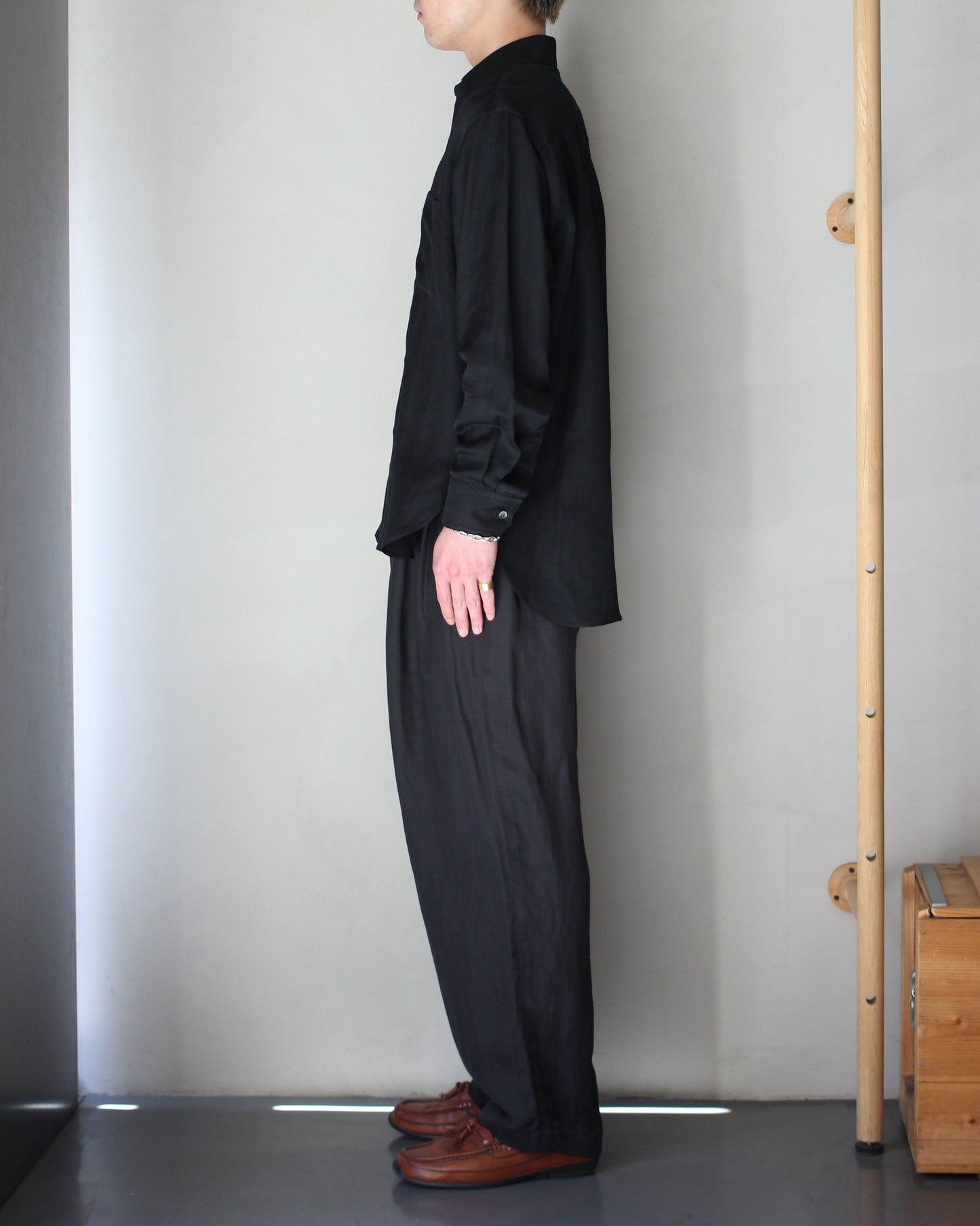 ssstein/VIS/LI BRIGHT TWILL OVERSIZED LS SHIRT "BLACK"