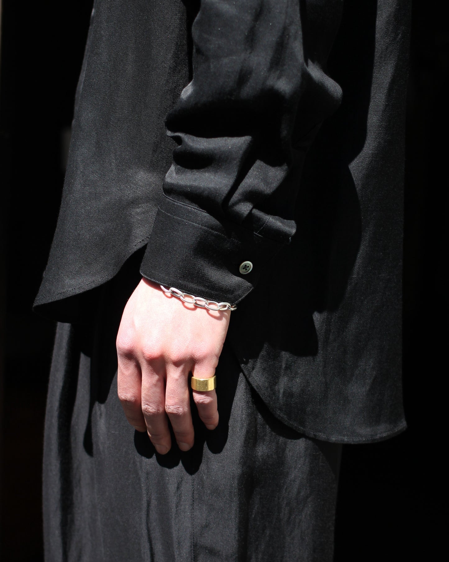 ssstein/VIS/LI BRIGHT TWILL OVERSIZED LS SHIRT "BLACK"