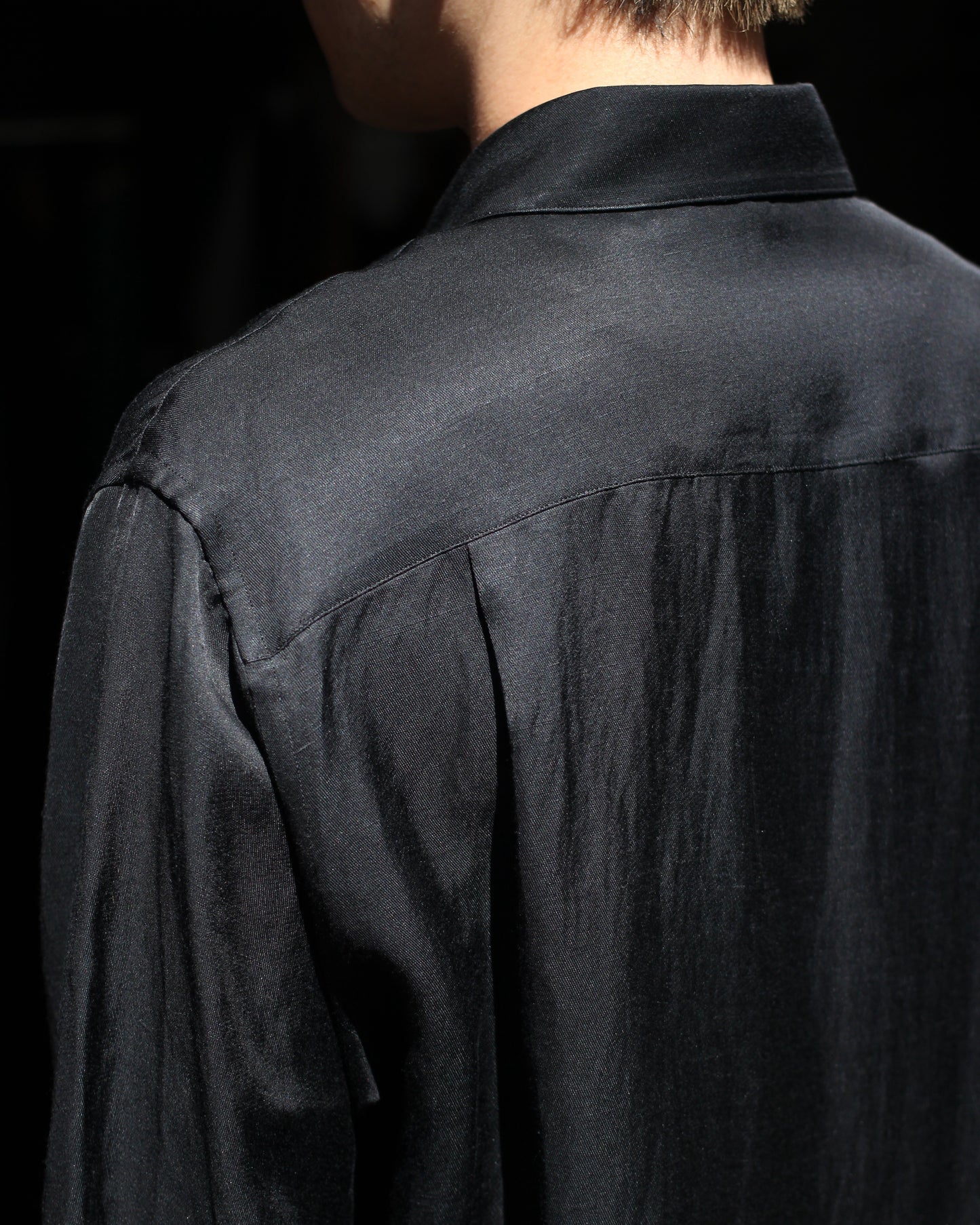 ssstein/VIS/LI BRIGHT TWILL OVERSIZED LS SHIRT "BLACK"