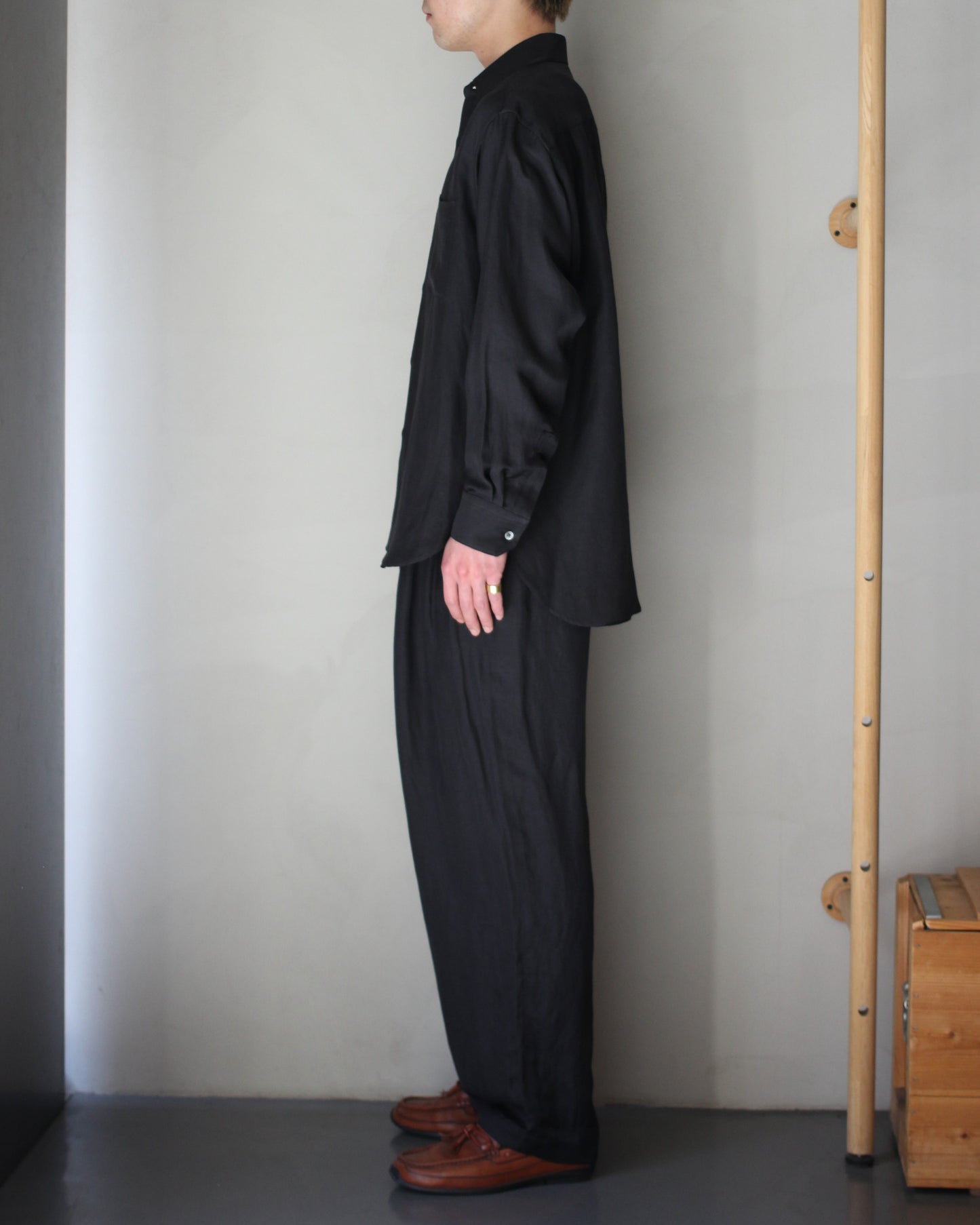 ssstein/VIS/LI BRIGHT TWILL OVERSIZED LS SHIRT "DARK CHARCOAL"