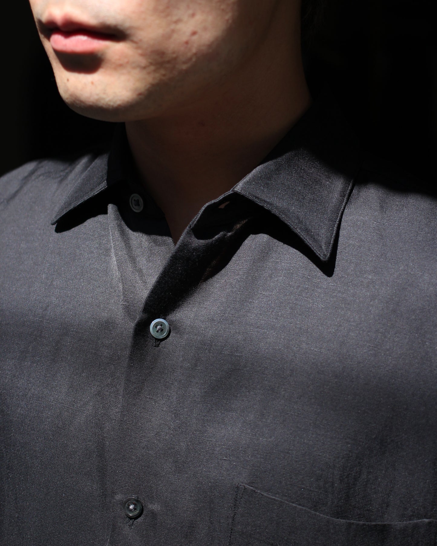 ssstein/VIS/LI BRIGHT TWILL OVERSIZED LS SHIRT "DARK CHARCOAL"