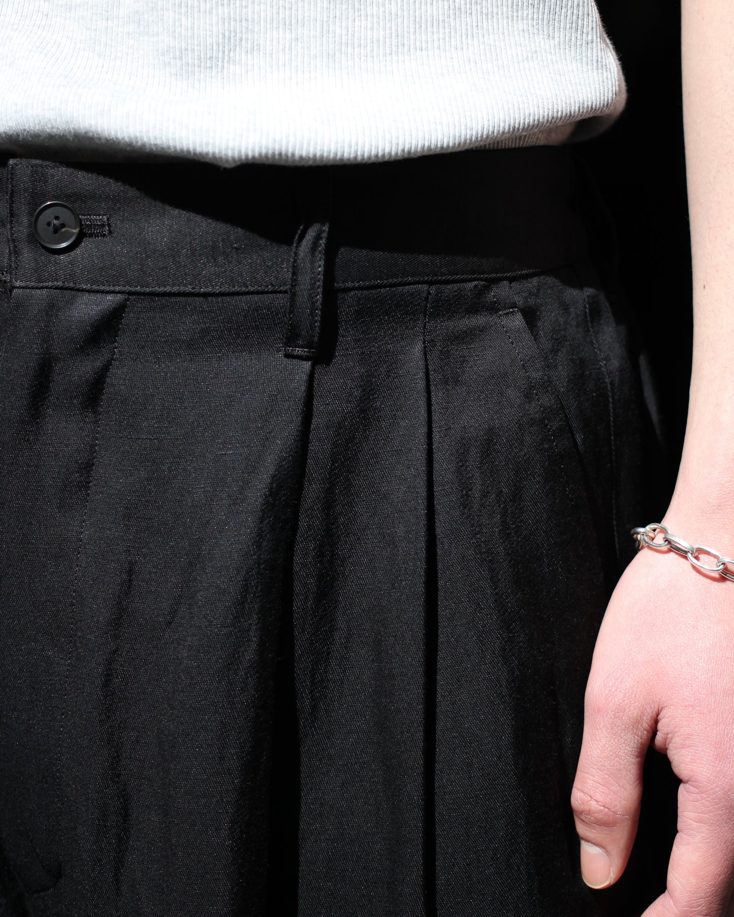 ssstein/VIS/LI BRIGHT TWILL WIDE EASY TROUSERS "BLACK"