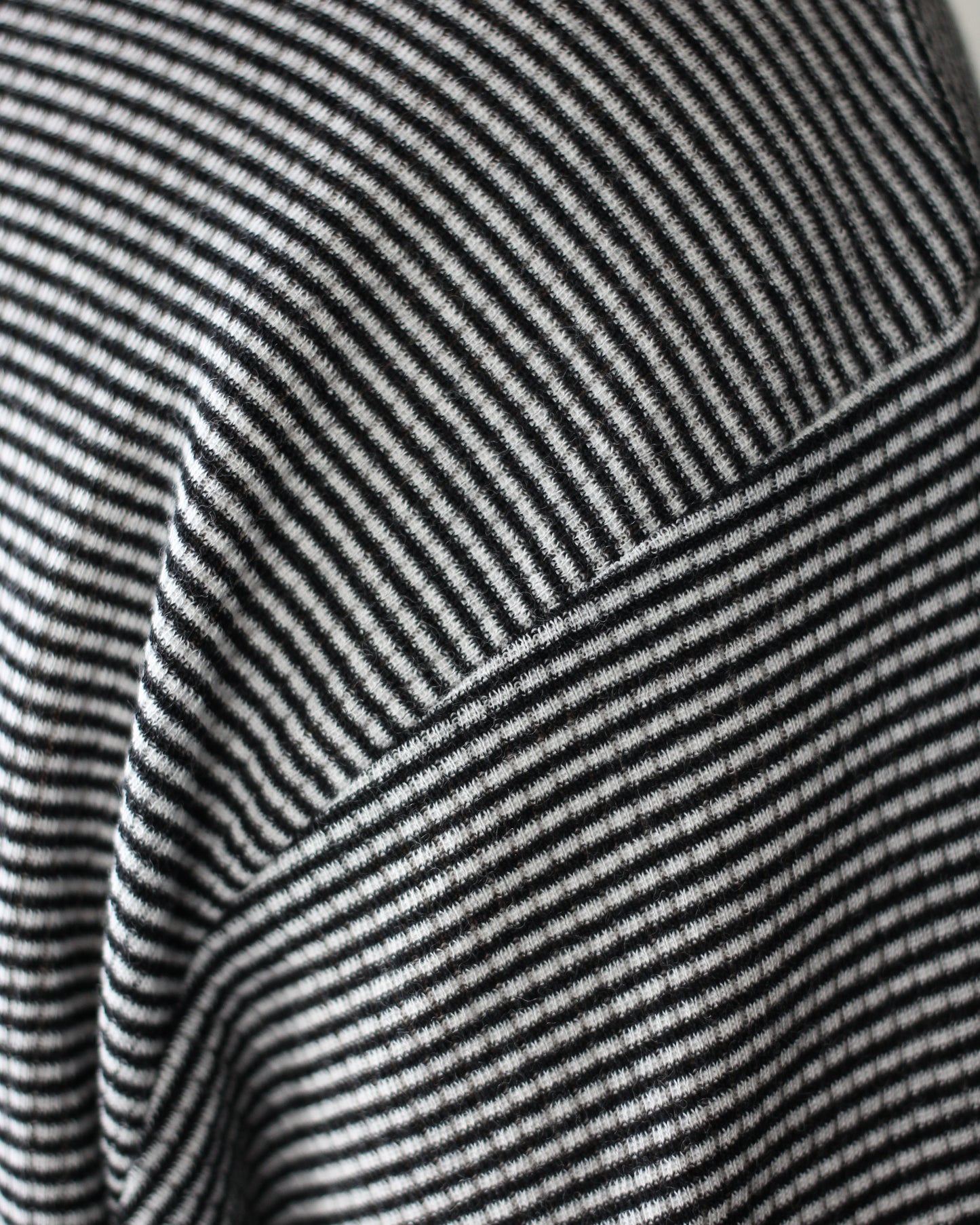 ssstein/FINE WOOL OVERSIZED LONG SLEEVE TEE "STRIPE"