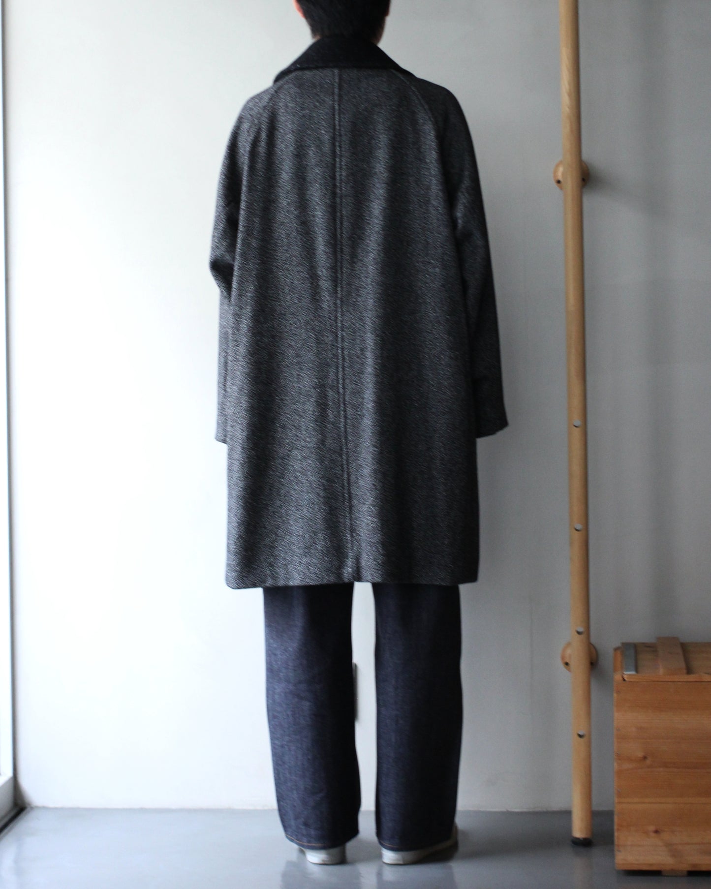 ULTERIOR/WOOL SILK KERSEY DB COAT ”BLACK IVORY”