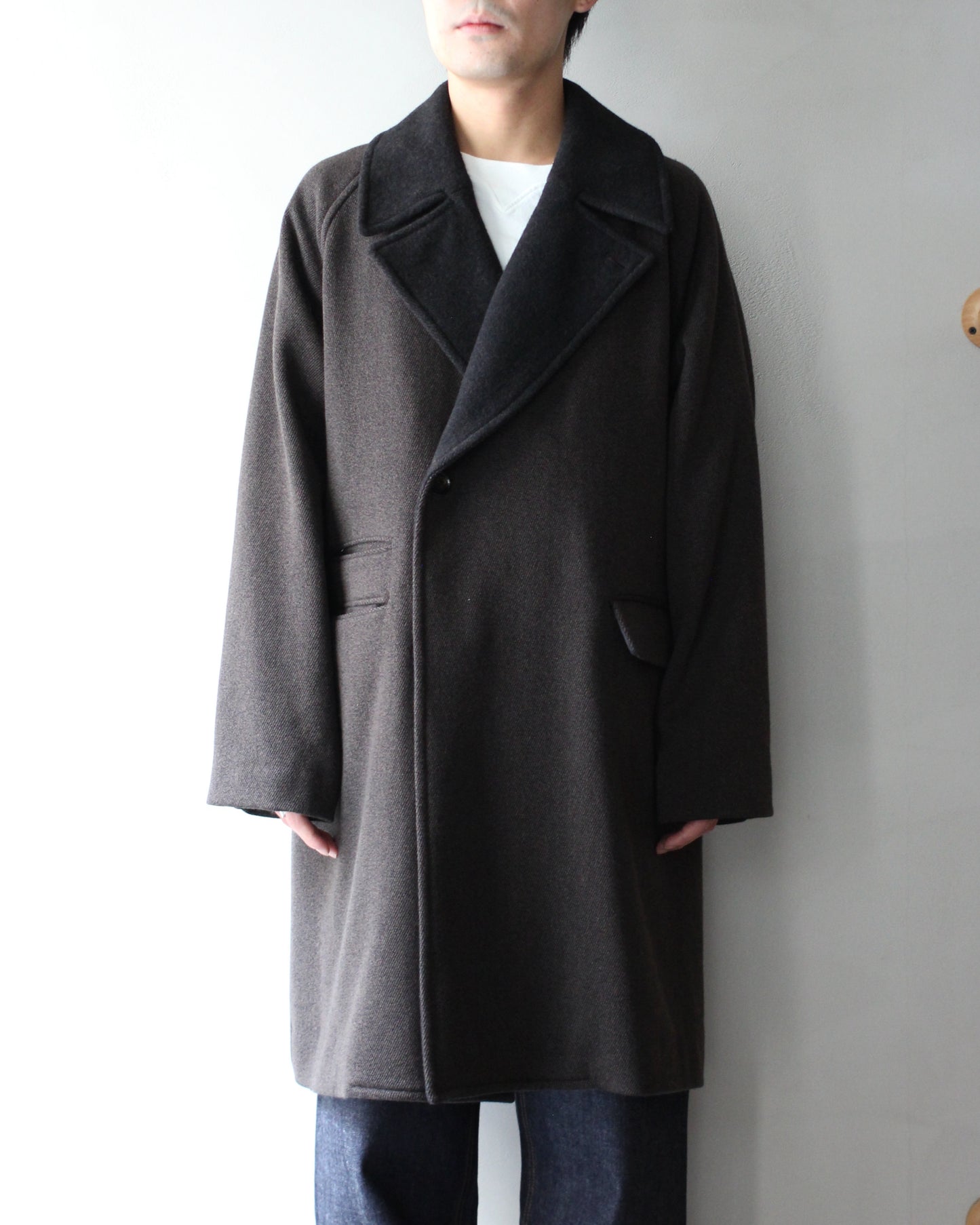 ULTERIOR/WOOL SILK KERSEY DB COAT ”KHAKI BLACK”