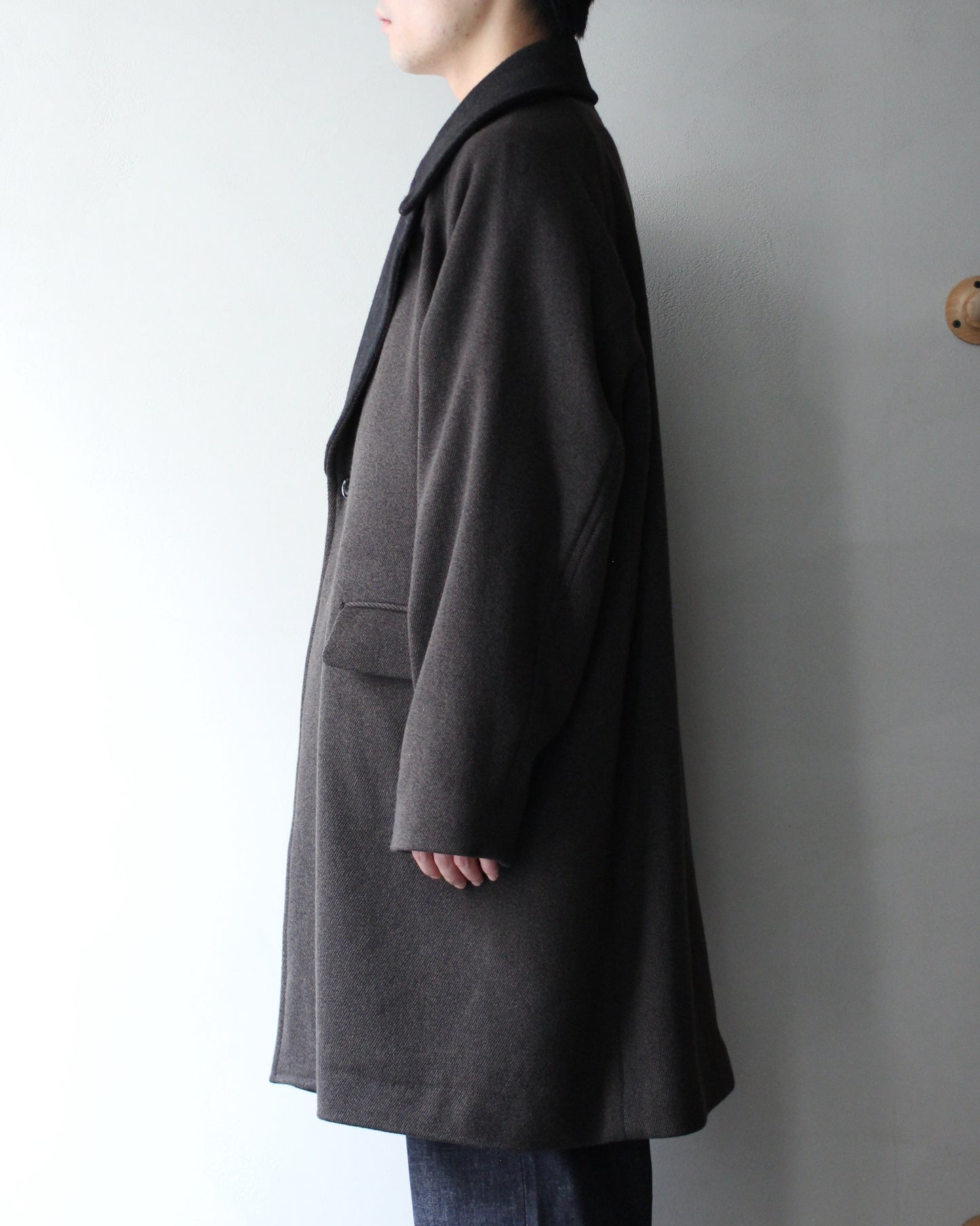 ULTERIOR/WOOL SILK KERSEY DB COAT ”KHAKI BLACK”