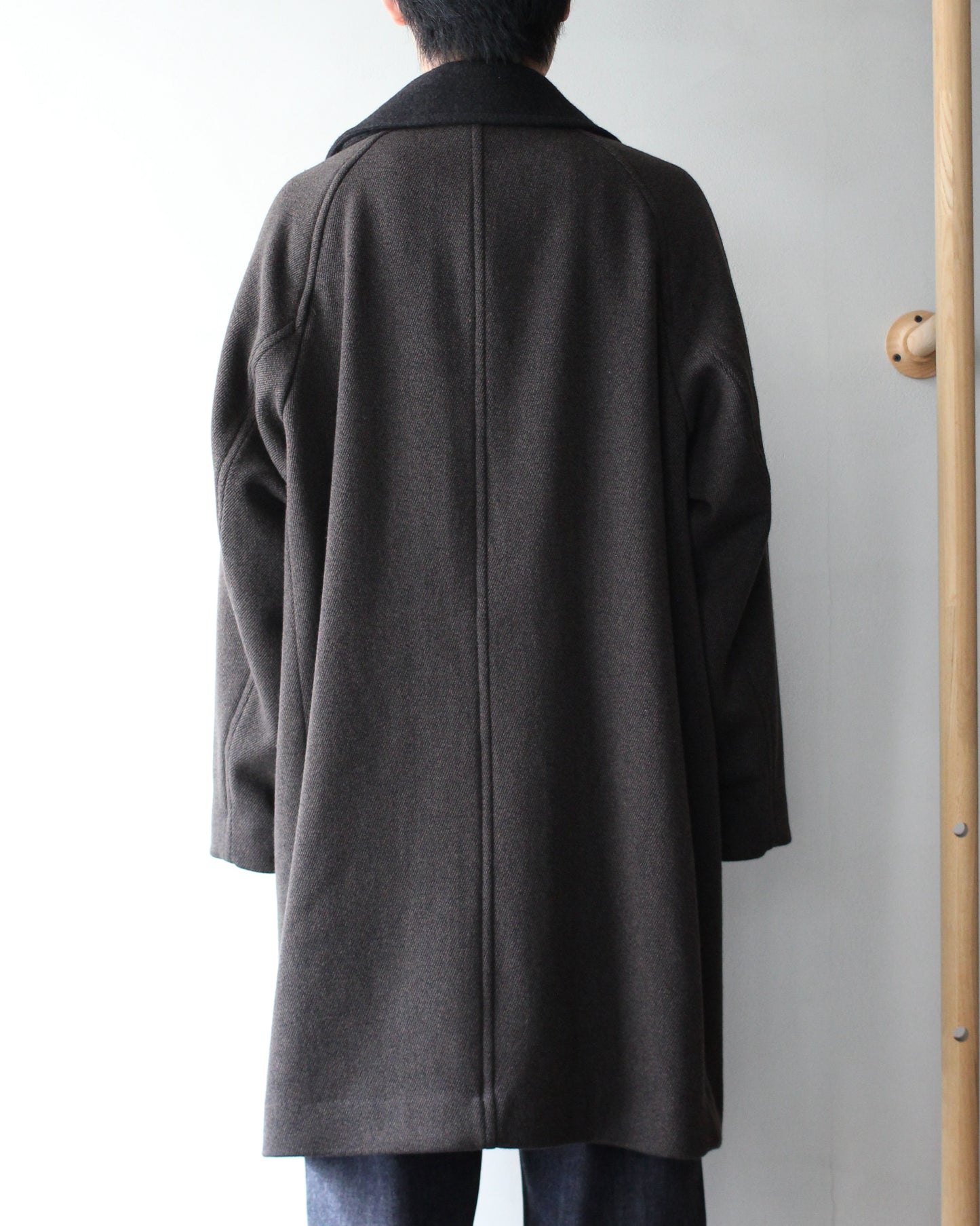 ULTERIOR/WOOL SILK KERSEY DB COAT ”KHAKI BLACK”